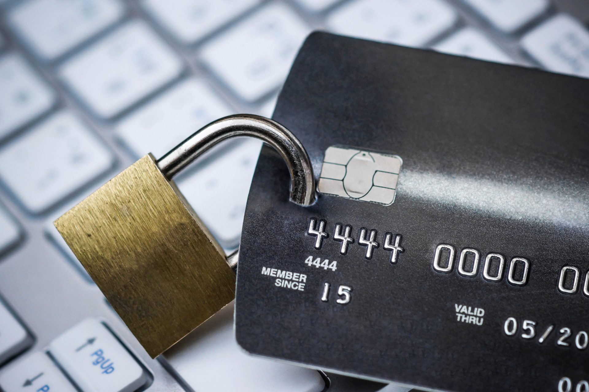 Credit card data security concept / Data encryption on credit card | Indeni
